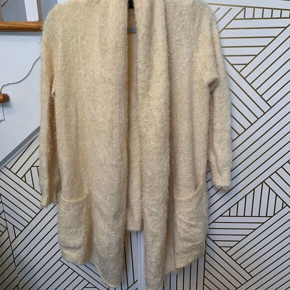 MINKPINK Fuzzy / Fluffy Cardigan - Picture 5 of 5